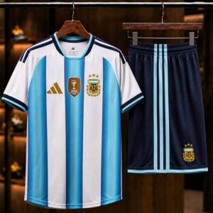 خرید کیت اول آرژانتین 2026-2027 اسپشیال لوگو ژلاتینی